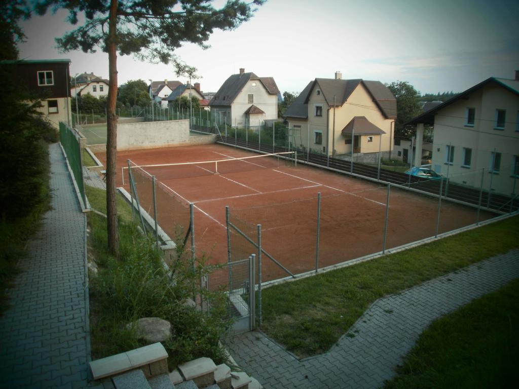 Guest House Vila Frýdštejn Bagian luar foto